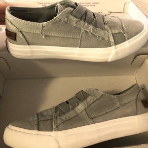 Distressed Gray Blowfish Slip-On Shoes